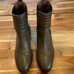 Ladies booties size 38